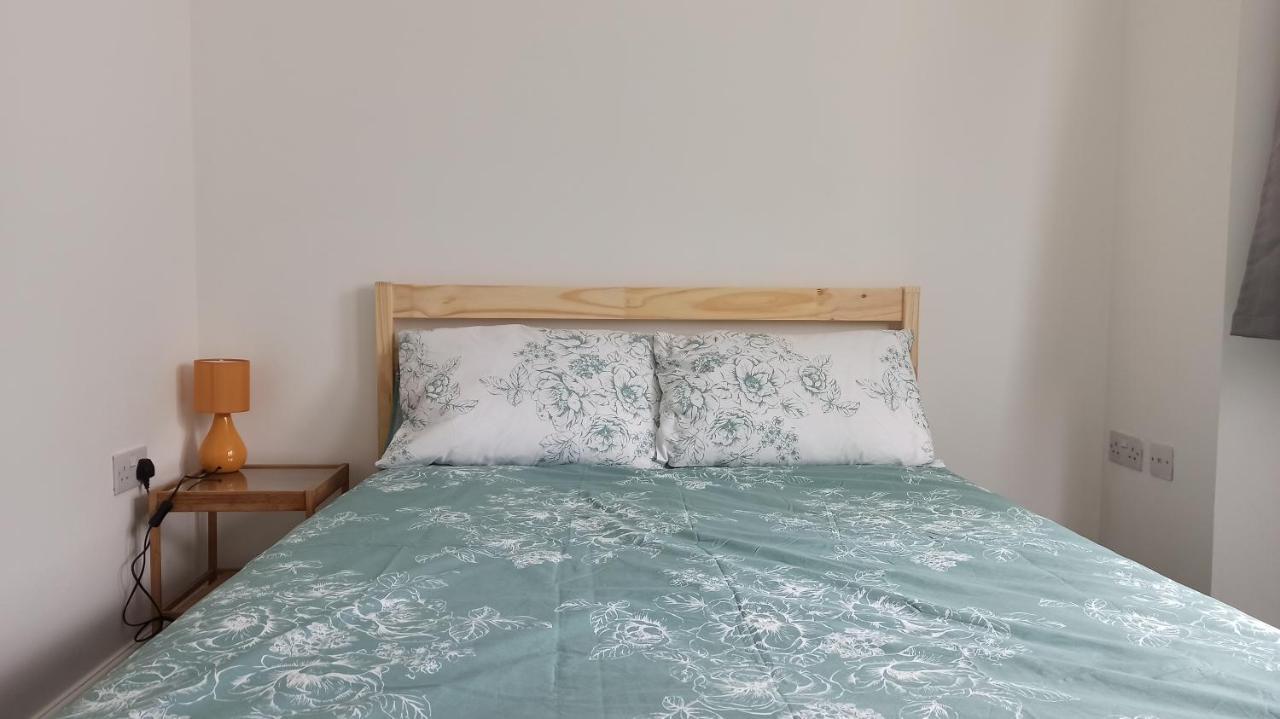 Bright, Chilled Ensuite Db Room In A Shared Flat! لندن المظهر الخارجي الصورة